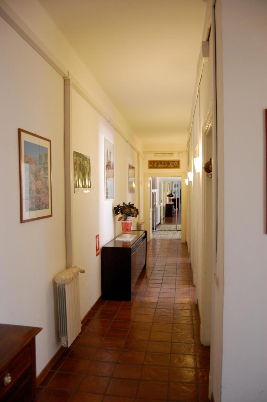 Bed & Breakfast One Step From St. Peter *