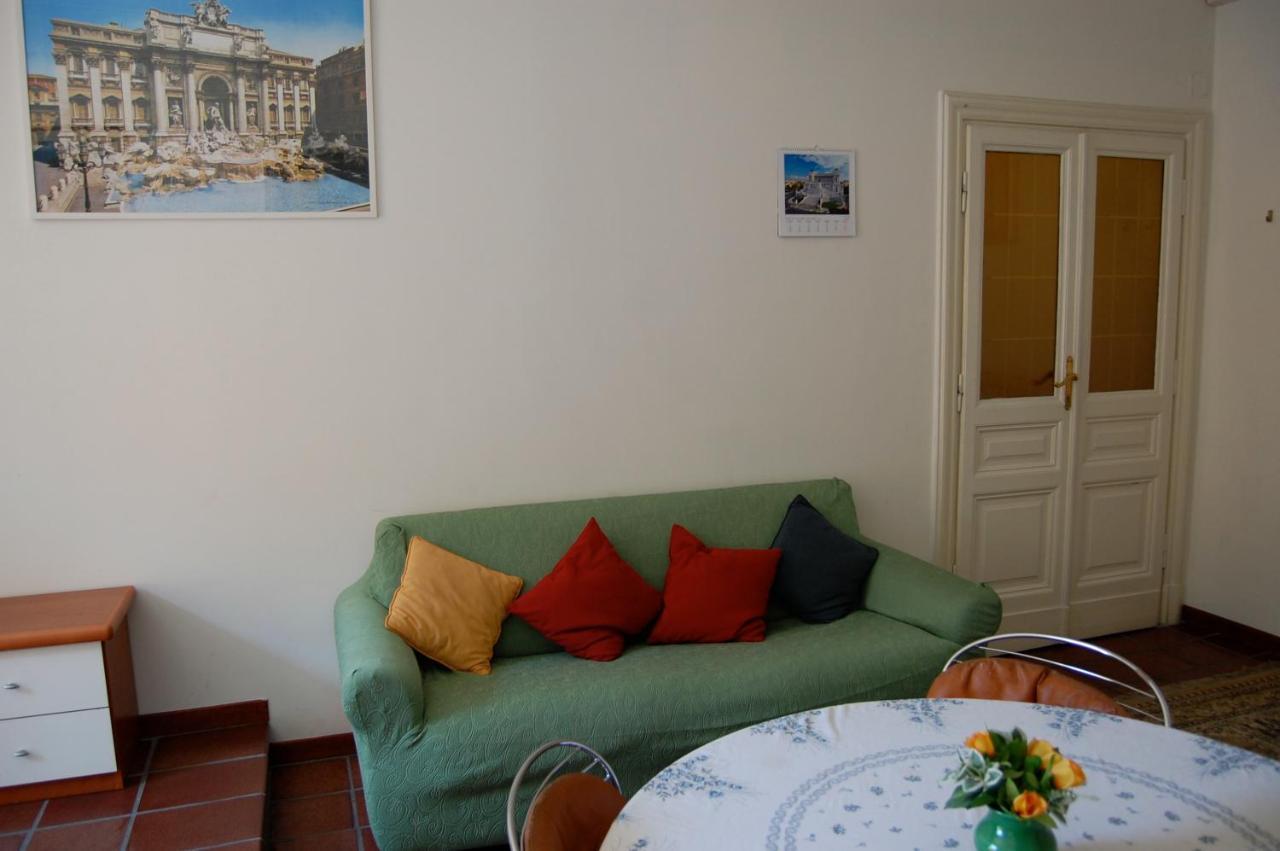 Bed and breakfast One Step From St. Peter